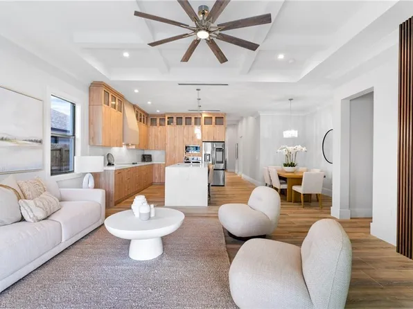 653 107th AVE N, NAPLES, FL 34108