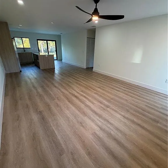 3619 Poplar Way #B — Photo 4