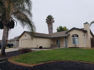 820 Paseo Dr, Hollister, CA