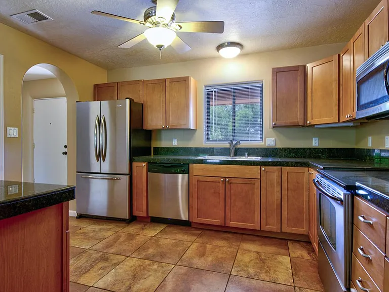 1336 Stanford Dr NE — Photo 3