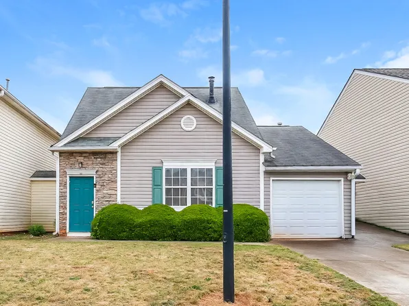 145 Meadowridge Dr, Covington, GA 30016