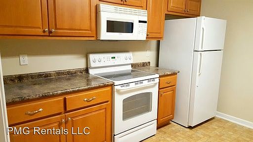 5th image of 2305 Brad Ln