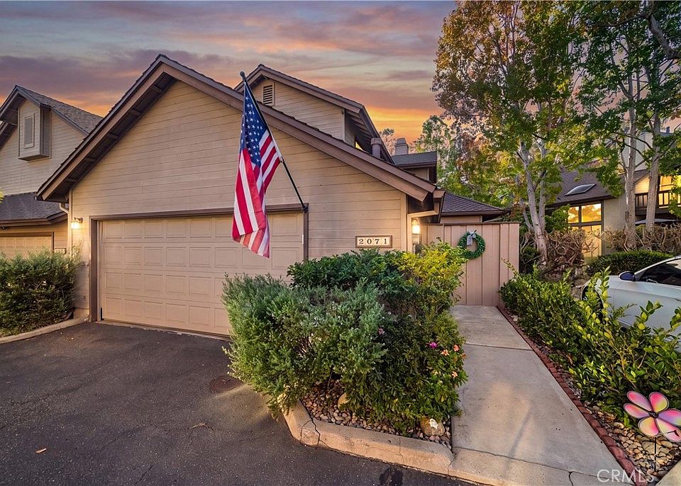 1st image of 2071 Meadow View Ln