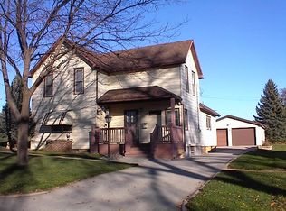 218 Hunter St, Winside, NE 68790