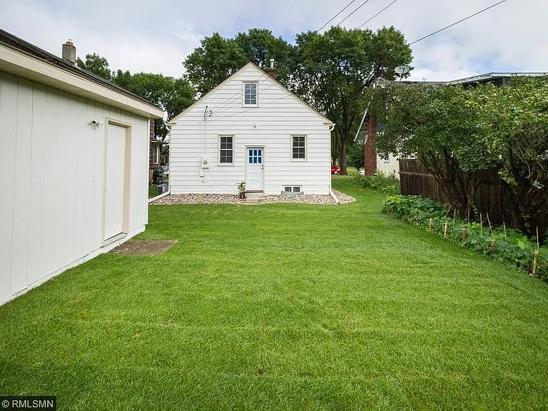 1520 Carroll Ave — Photo 12