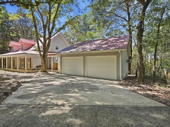 2272 Spring Lake Rd, Defuniak Springs, FL 32433