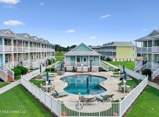 1515 E Beach Blvd APT 219, Pass Christian, MS 39571