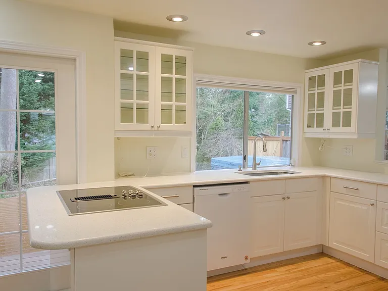 23954 SE 42nd Pl — Photo 19
