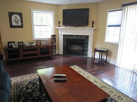 5th image of 7 Plantation Dr