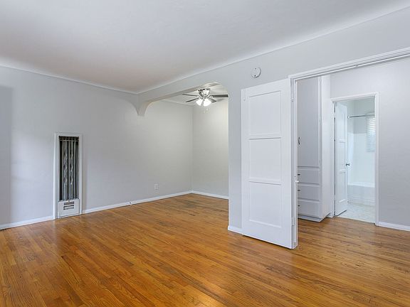 5th image of 765 Temple Ave APT 4