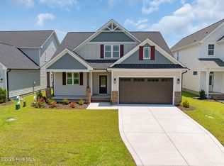313 Taylorwood Dr, Beaufort, NC 28516