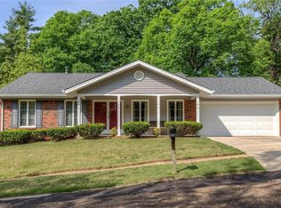 913 Almond Hill Ct, Ballwin, MO