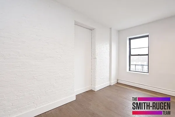 Rented by R New York | media 17