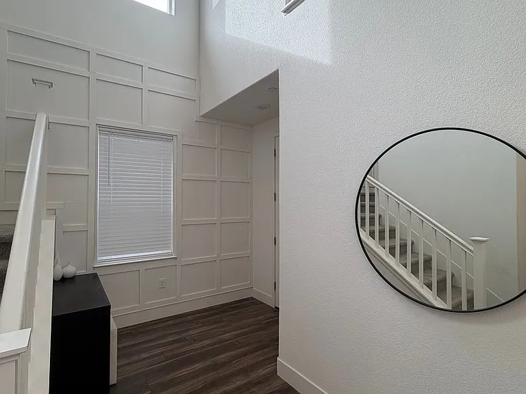 2478 Founders Pl — Photo 4