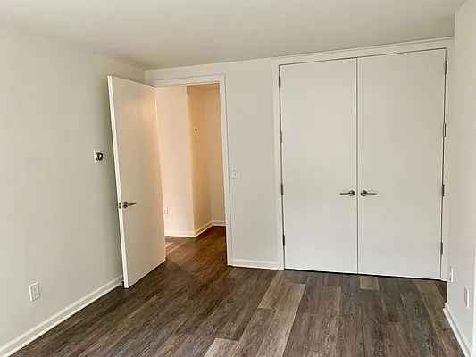 Rented by The Dermot Realty Management Company | media 4