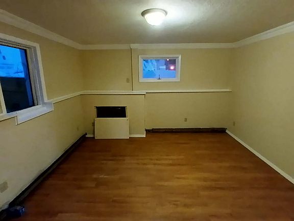 5th image of 827 22nd Ave