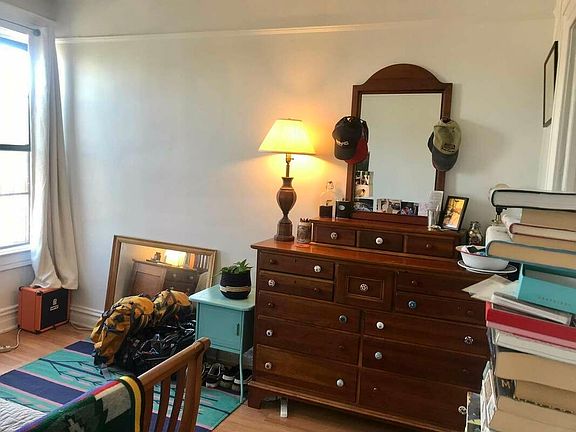 3rd image of 4212 30th Ave APT 3R