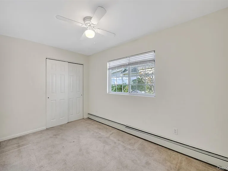 22 Maplewood Ave — Photo 11