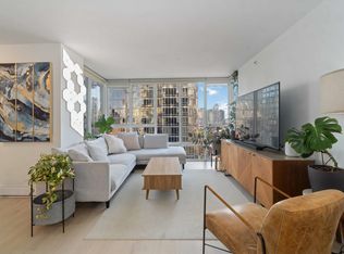 930 Cambie St #1303, Vancouver, BC V6B 5X6