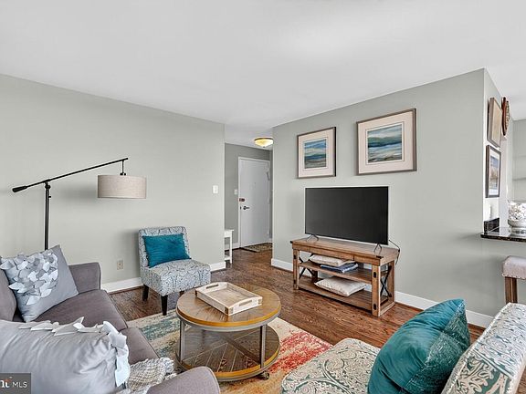 5th image of 1220 Blair Mill Rd APT 1403