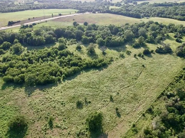 Highway 77, Lexington, TX 78947