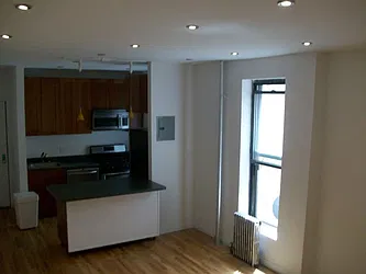 Rented by Wolf Brokerage LLC