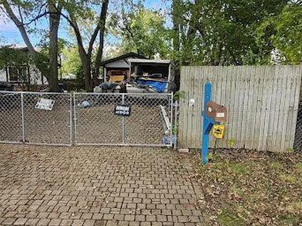 0 S Byfield St, Westland, MI 48186