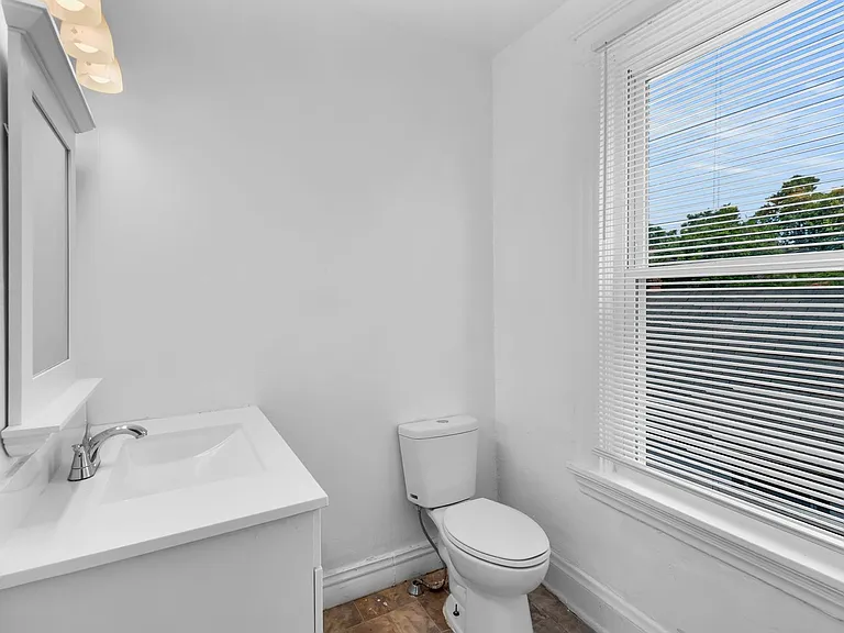 3955 Trevor Ave — Photo 16