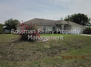 2109 NE 9th Ave, Cape Coral, FL 33909
