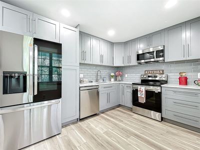 806 Cypress Grove Ln APT 402, Pompano Beach, FL, 33069