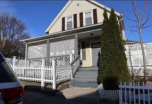 81 Pilgrim Ave Photo 1