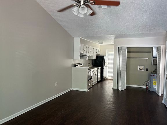 2nd image of 230 Lanier Dr #17