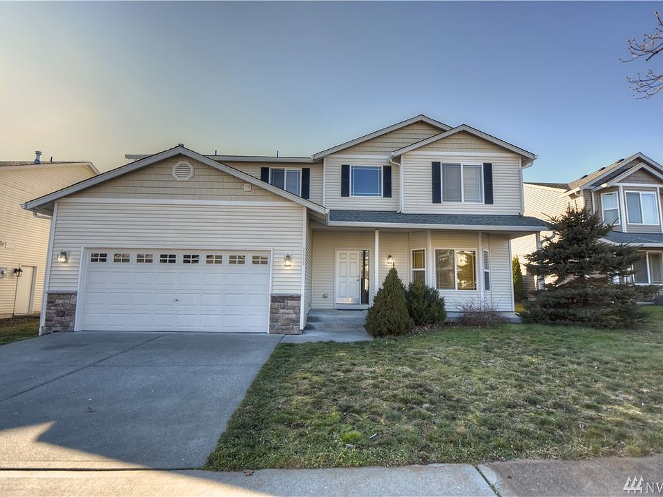 1st image of 3335 NE Kona St