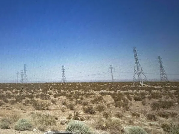 9 Avenue, Mojave, CA 93501