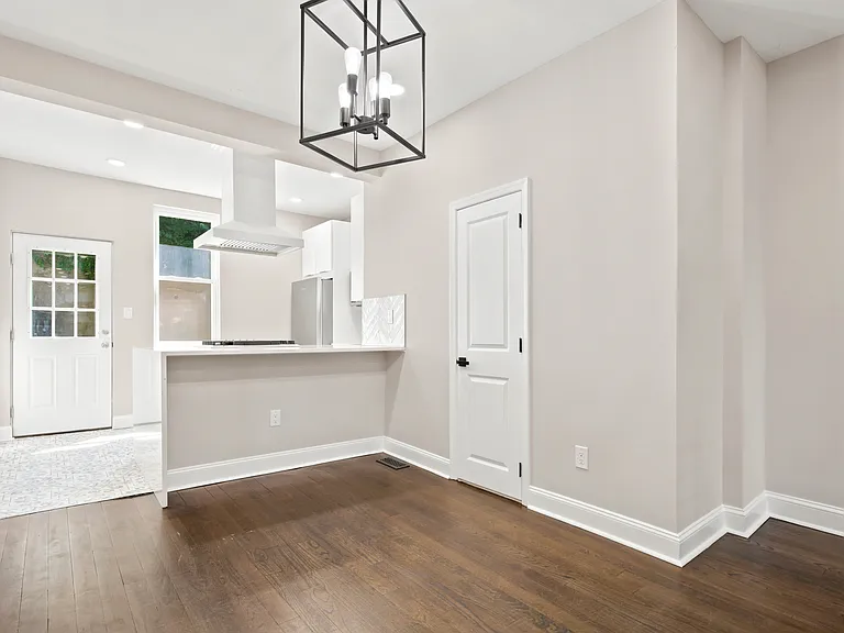 4861 Umbria St — Photo 3