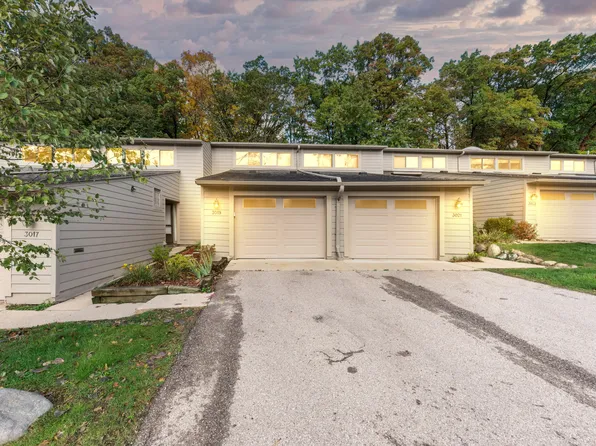 3019 Lakehaven Dr, Ann Arbor, MI 48105