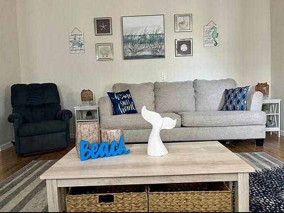 Living room with Sofa Bed and recliner