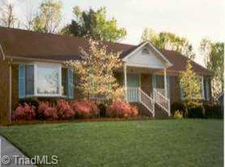 2308 Leeds Ln, High Pt, NC 27265