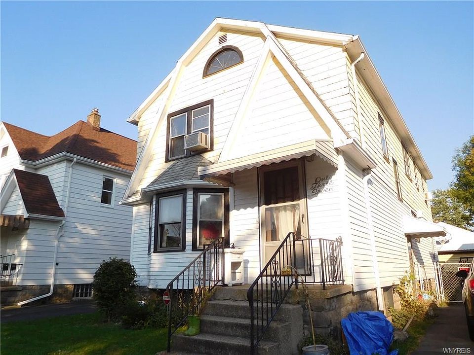 1st image of 137 Hawthorne Ave