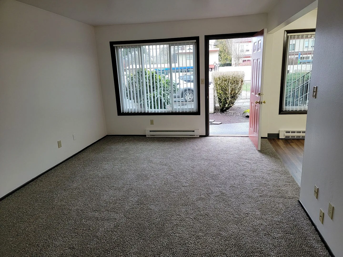 LuDon Apartments on SE 60th & Division — Photo 4