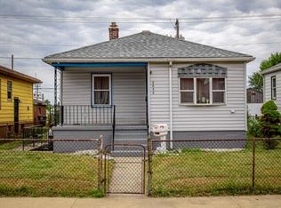 2028 Massachusetts St, Gary, IN 46407