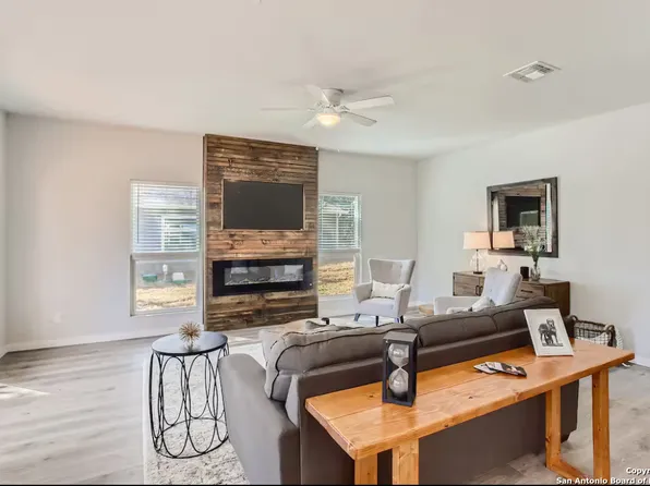 4284 Morningside, Canyon Lake, TX 78133