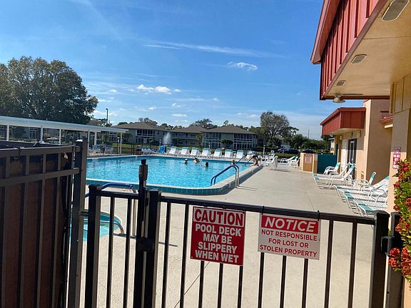 4th image of 21 Lake Vista Trl APT 105