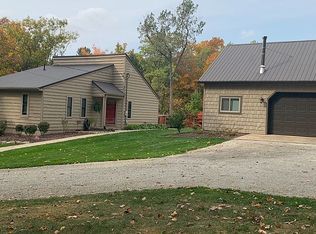 73 Sandy Trl, Willard, OH 44890