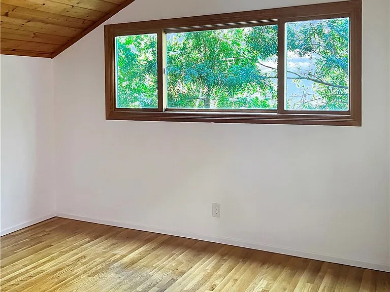 8570 Wonderland Ave — Photo 13