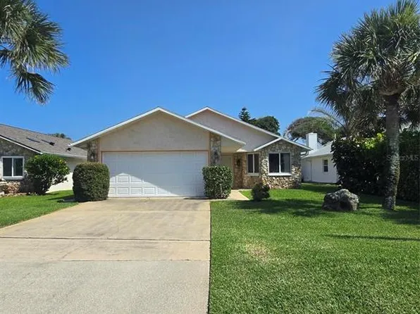 833 E 22nd Ave, New Smyrna Beach, FL 32169