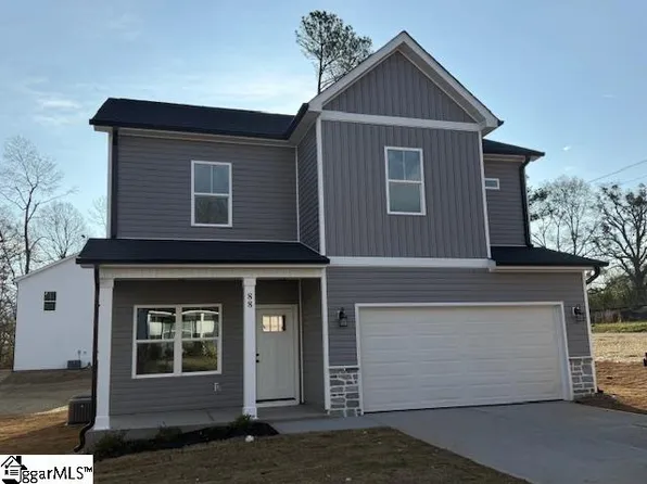 88 Wilson St, Greer, SC 29651