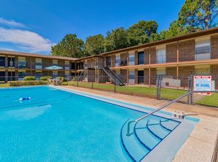 Villager Apartments, Fort Walton Beach, FL 32548