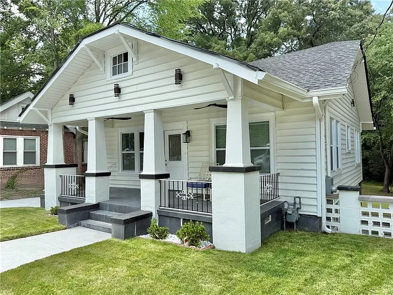 2194 Bolton Rd NW — Photo 7