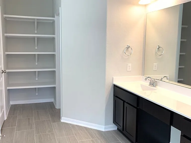 1104 Coulee Dr — Photo 20